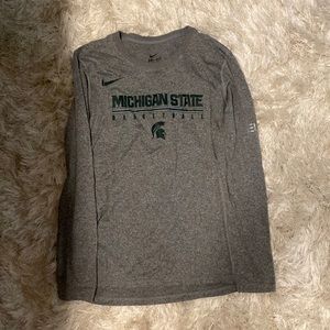 Women’s XL Nike Elite MSU basketball long sleeve